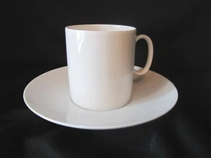 Thomas Rosenthal Medallion White Cup & Saucer - Bild 1 von 1