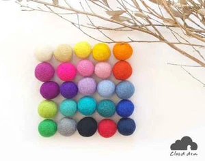 2cm Felt Balls Mixed Colours Wool Multi Colour Assorted DIY Craft Pom Poms Beads - Picture 1 of 5