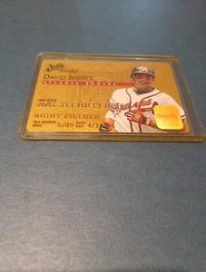 1995 Studio - Gold Plastic Stock #31 David Justice - Picture 1 of 2