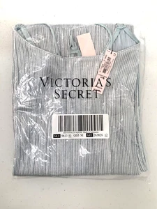 Juego de pijama corto VICTORIA'S SECRET Plisado Lámina Satinada Brillo PJ Parte superior inferior M - Imagen 1 de 2