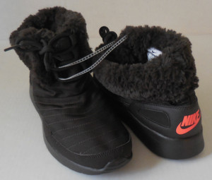nike winter boots womens