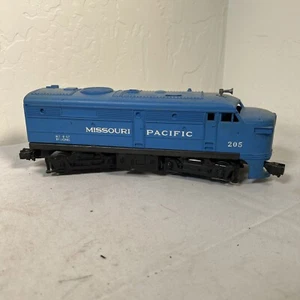LIONEL Train Missouri Pacific #205 Diesel Switcher Locomotive - Picture 1 of 9