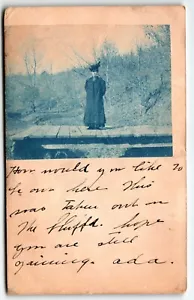 Postal cianotipo RPPC mujeres en puente Correctionville IA a Millerton NY 1906 - Imagen 1 de 2