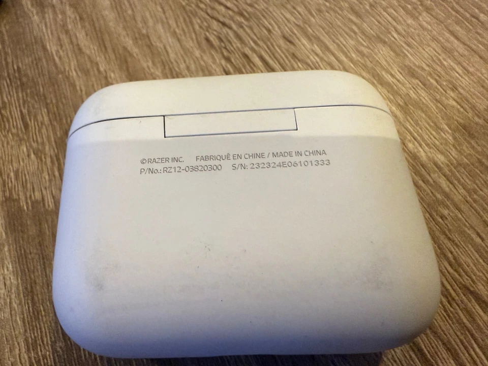 Razer Hammerhead Hyperspeed PS5  PCRZ12-03820300 CHARGING CASE ONLY - Image 1 of 1