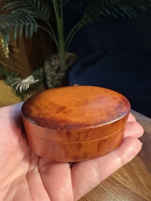 Vintage Italian Leather Oval Trinket Box Made in Italy 1960s Warm Tan - Image 1 of 4