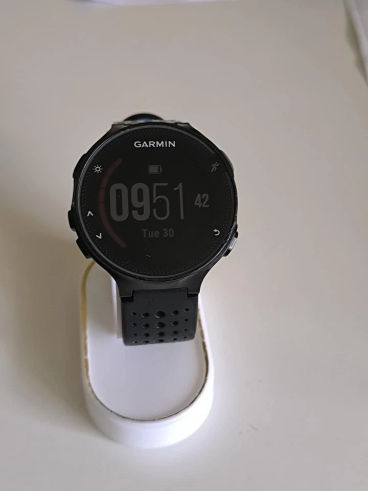 Garmin forerunner 235 GPS  watch  black/grey. No shipping  to USA - Bild 1 von 4
