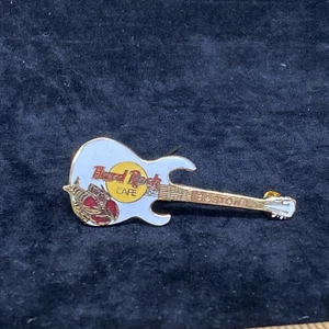 "Pin Hard Rock Café Boston Massachusetts guitarra blanca langosta dorada 2,5x1"" JB1" - Imagen 1 de 5