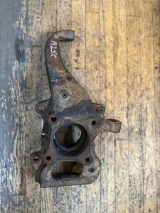 Passenger Front Spindle/Knuckle Knuckle Fits 04-08 FORD F150 PICKUP 572571 - Picture 1 of 4