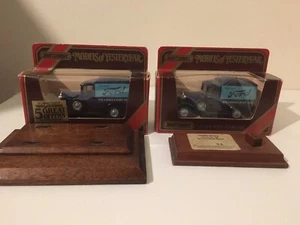 Matchbox Promotional Y-22 – Ford Model ‘A’ Van ‘Ford News’ with Base x2 - Picture 1 of 5