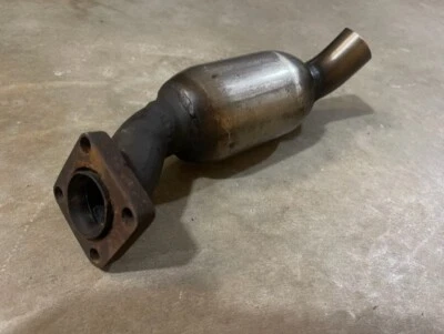USED Porsche 911 930 Turbo Turbocharger  Wastegate Muffler 930 123 063 01 — 第 1/4 张图片
