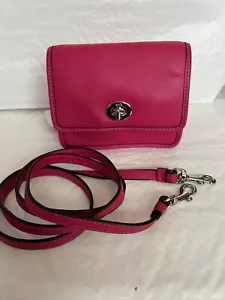 COACH 48005 Crossbody Legacy Mini Handbag Fuchsia Pink NWT - Picture 1 of 13