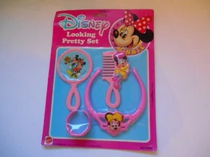 Neu in Verpackung Vintage Disney Looking Pretty Set Minnie Mouse Arco Toys LTD Mattel Spielzeug - Bild 1 von 5