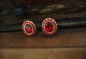 Vintage Oval Gold and Ruby Red Crystal Clip-On Earrings - Picture 1 of 7