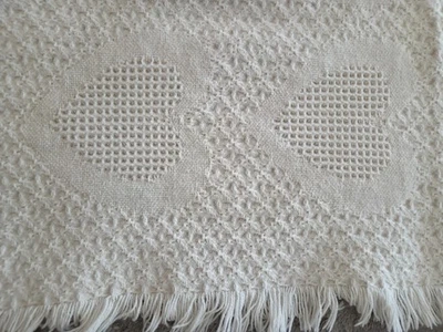  Manta Cesta Tejido Corazón Dos Capas Algodón Crema/Blanco 46"×60" Foto 1 de 3