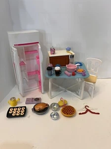 Barbie Kitchen Playset Lot 1978-96 Pie,Micro,Food,Dishes Fridge,table,chair,35pc - Picture 1 of 13