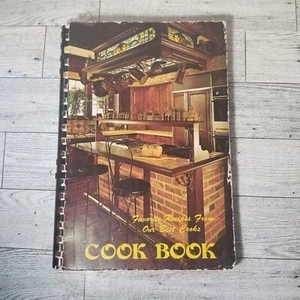 Book of Favorite Recipes Lutheran Church of the Good Shepherd 1979 Cookbook IL - Picture 1 of 9