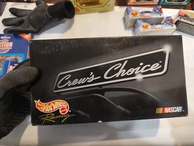 Hot Wheels Racing Crew's Choice CAT 25188 1999 OPEN BOX - Image 1 of 4
