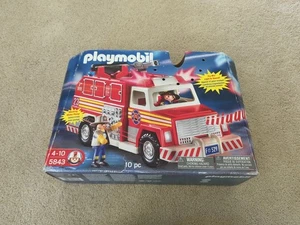 NIB Playmobil #5843 Fire Truck Vehicle Playset Firefighter  2007 - Picture 1 of 4
