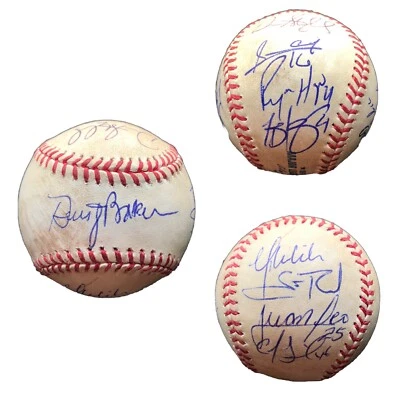 2011 Cincinnati Reds Team Signed OMLB Dusty Baker Scott Rolen Todd Frazier - Image 1 of 4