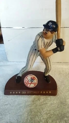 1990 Sports Impressions Miniature Series Don Mattingly 5"  Statue Cover