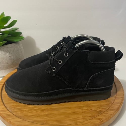 Stivaletti chukka Koolaburra by UGG neri scamosciati comodi stringati alla caviglia taglia 7