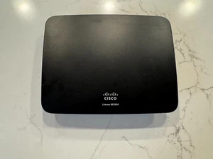 Cisco 8 Port Switch - Picture 1 of 3