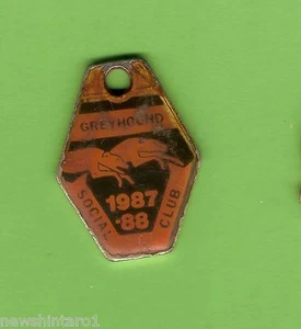 #D231.  GREYHOUND SOCIAL  CLUB  MEMBER BADGE 1987-88 #3957 - Picture 1 of 1