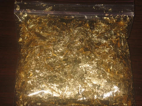 5 Grams of HUGE Gold Leaf Flakes! In Bag! Great For Gift Giving!!! Ships Free!!! Cover