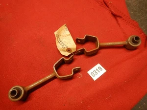 NOS 59-63 STUDEBAKER Brazo de control de nudillo de dirección delantera Estabilizador Soportes LARK - Imagen 1 de 5