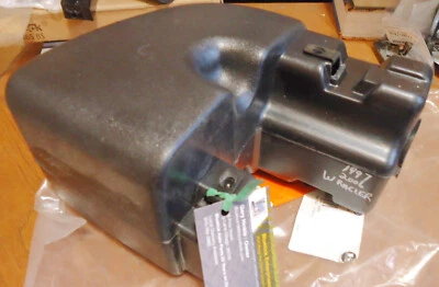 Jeep Wrangler 1997-2006 parachoques trasero acabado tapón lado izquierdo Foto 1 de 4