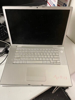 Apple MacBook Pro A1226 Intel Core 2 DuoT7500 2.2 GHz 2GB NO HDD AP#13 - Image 1 of 4