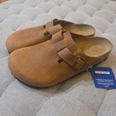 Sandalia Zapatilla Unisex BIRKENSTOCK Boston Cuero Engrasado EE. UU. L10 EE. UU. M 8 Display  Foto 1 de 4