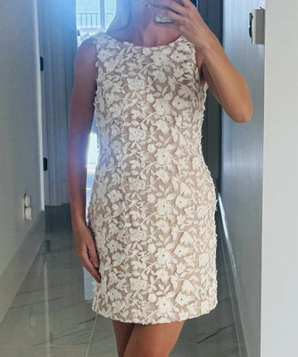 Aidan Mattox  Women White Flower Lace Sleeveless Mini  Dress Size US 6 | EU 38 - Image 1 of 4