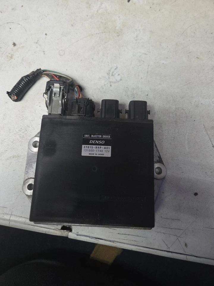 2016 - 2022 Honda Pilot mdx ilx odyssey Injector Module OEM 37815-R9P-A01 - Image 1 of 4