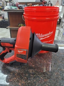Milwaukee M12 kabelloses Lithium-Ionen-Abflussschlangen-Set mit Eimer 2571-21 NUR WERKZEUG - Bild 1 von 5