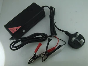 Ultramax 24V 20Ah Lithium (LiFePO4) Smart Charger 29.4V Charging Voltage - Picture 1 of 1