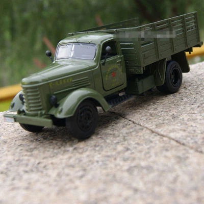 1:32 Scale Army Green Jiefang military truck Vehicle Car Model Toy w/ Sound - Image 1 of 4