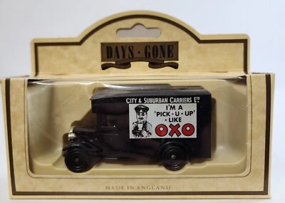 Days Gone Vintage 1:64 - 1934 Dennis Parcels Van OXO No. 16023 - Image 1 of 4