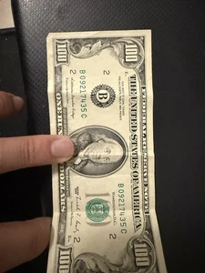 Old 100 Dollar Bill (1988B) - Picture 1 of 3