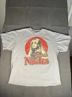 Camisa Stevie Nicks Vintage Gris Manga Corta Informal Sin Etiquetas Ver Fotos  Foto 1 de 4