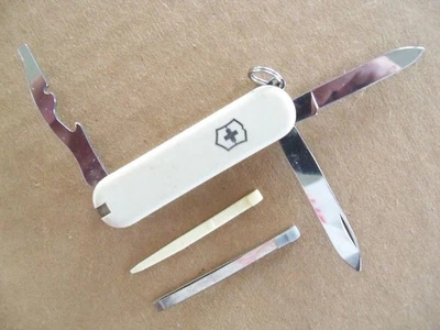Canivete Victorinox Rover Swiss Army - Logotipos brancos abridor de garrafas - Muito bom - Imagem 1 de 3