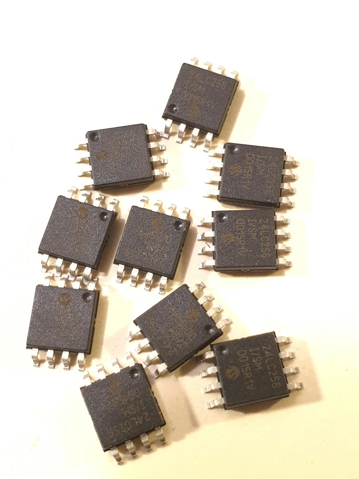 10 x 24LC256 I/SM MEMOIRES EEPROM I2C SERIE MICROCHIP - SO8 - Image 1 of 1