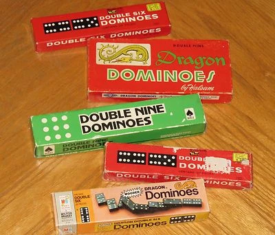 Lote Mixto De Dominó De Madera De Colección - Hoyle Halsam Dragon Jaymar Rally Crafts Foto 1 de 4