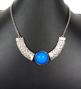 Beachy Coastal Blue Cabochon Hammered Style Curved Bar Statement Necklace 19 in - Picture 1 of 11