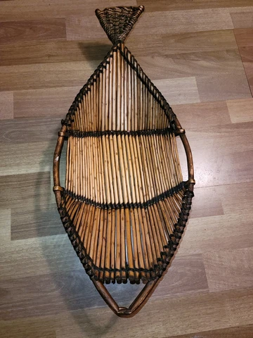 WICKER STYLE FISH BASKET Holding Tray Excellent Craftsmanship Cover