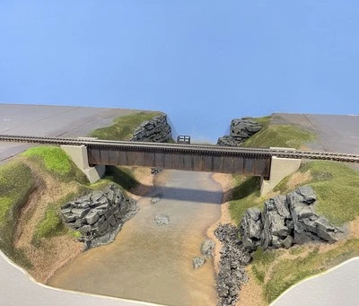 3D Printed HO Scale Bridge Abutment (Sold In Pairs) - Image 1 of 4