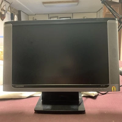 Compaq WF1907 19" Monitor - Image 1 of 4