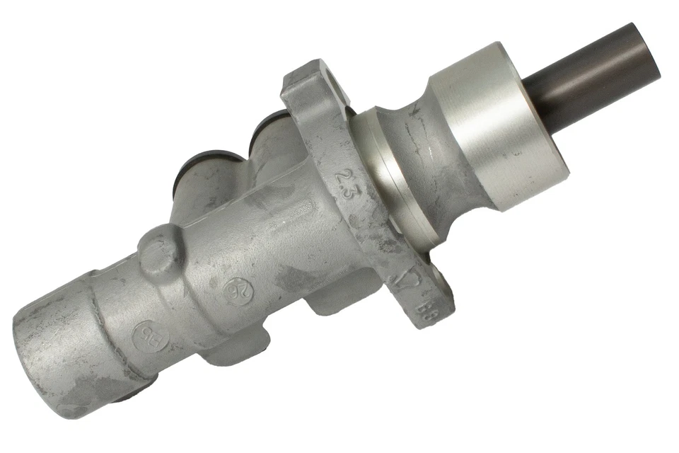 Carquest Replacement Brake Master Cylinder Fits 2002-05 Saab 9-5 Model MCA630374 - Image 1 of 4