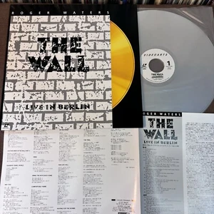 ROGER WATERS The Wall -Live In Berlin JAPAN Laser Disc LD VALP-3180 INSERT Floyd - Picture 1 of 7