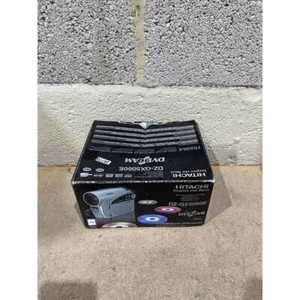 Hitachi DZ-GX5060E DVD Camcorder Handheld Multi Format 30x Optical Zoom USB 2.0 - Picture 1 of 22